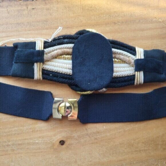 Retro Gold tone Elastic Rope Belt NWT Sz Medium - Picture 2 of 10